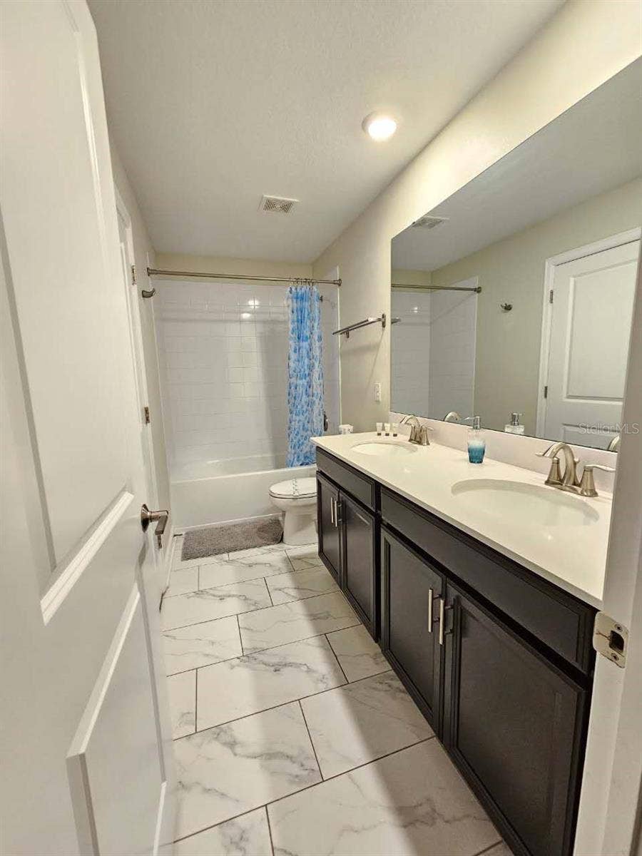 1241 CHALLENGE DRIVE, Davenport, FL 33896 Bathroom on the 1st floor