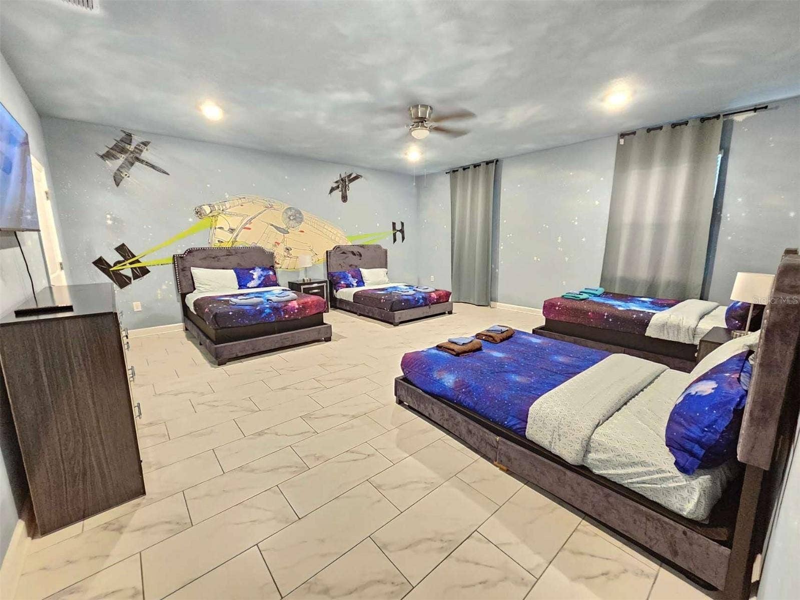 1241 CHALLENGE DRIVE, Davenport, FL 33896 Game Room