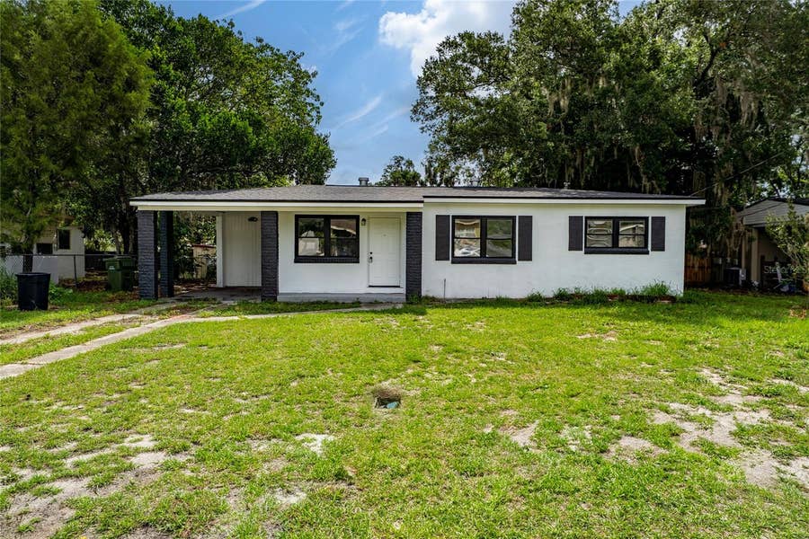 Property photo for 1010 NEWMAN DRIVE, Leesburg, FL