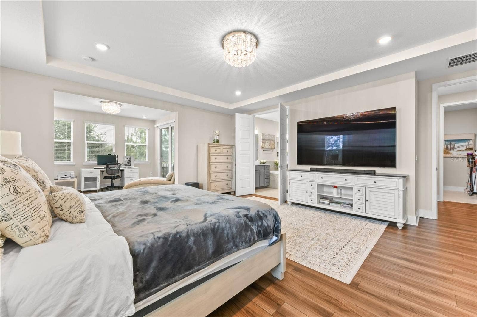 6048 BIMINI TWIST LOOP, Orlando, FL 32819 6048 BIMINI TWIST LOOP, Orlando, FL 32819