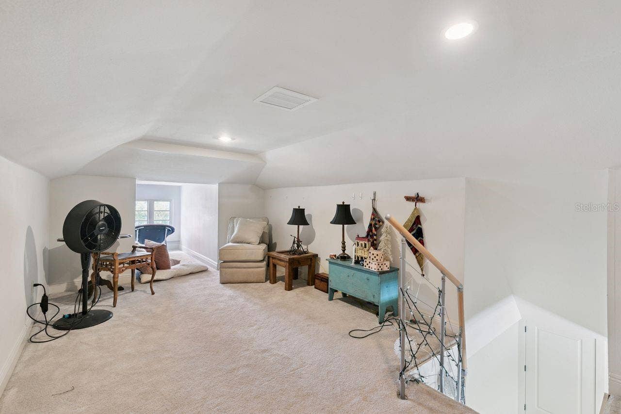 2240 VENETIAN WAY, Winter Park, FL 32789 2240 VENETIAN WAY, Winter Park, FL 32789
