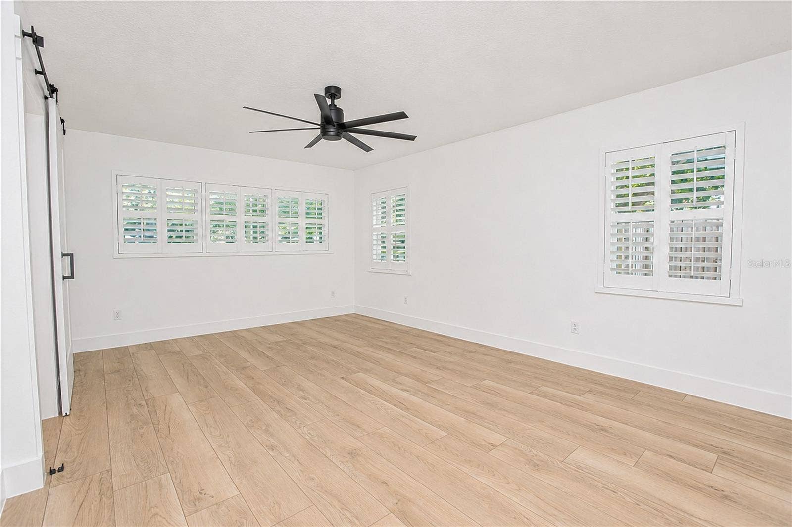 20 E DIVISION STREET, Winter Garden, FL 34787 20 E DIVISION STREET, Winter Garden, FL 34787