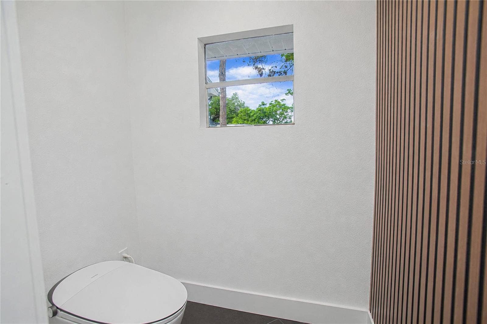 20 E DIVISION STREET, Winter Garden, FL 34787 20 E DIVISION STREET, Winter Garden, FL 34787