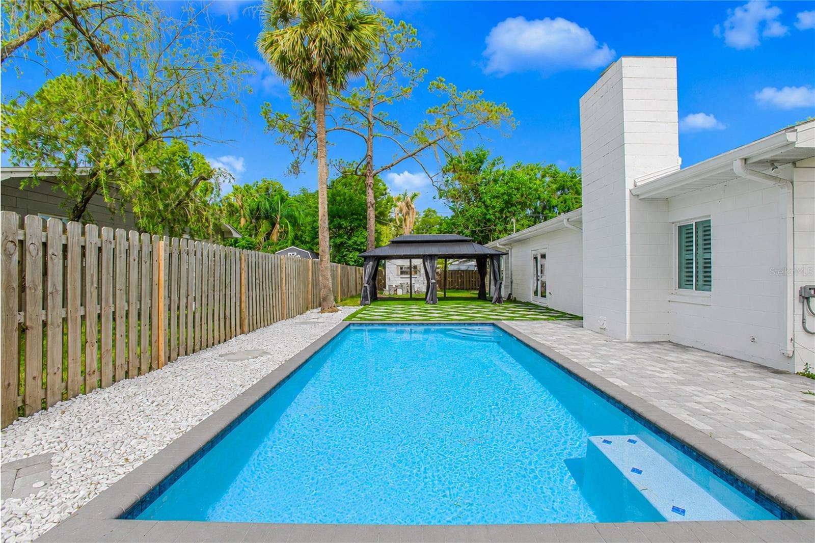 20 E DIVISION STREET, Winter Garden, FL 34787 20 E DIVISION STREET, Winter Garden, FL 34787