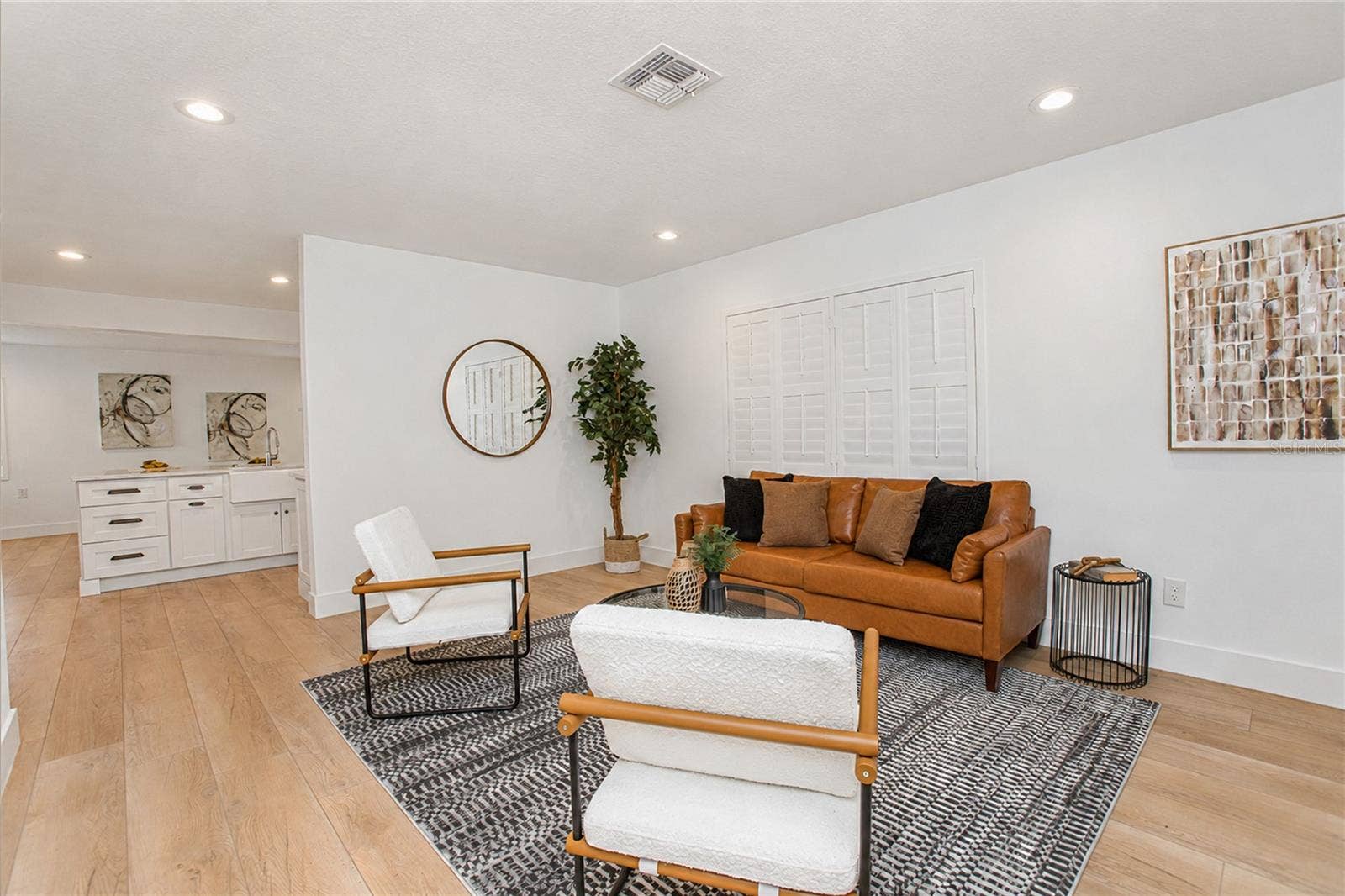 20 E DIVISION STREET, Winter Garden, FL 34787 20 E DIVISION STREET, Winter Garden, FL 34787