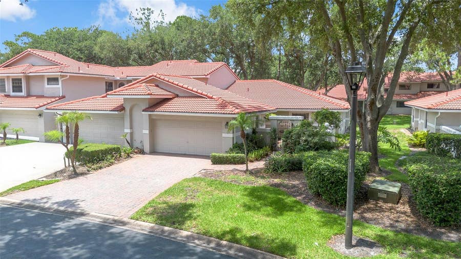 Property photo for 8237 BREEZE COVE LANE, Orlando, FL