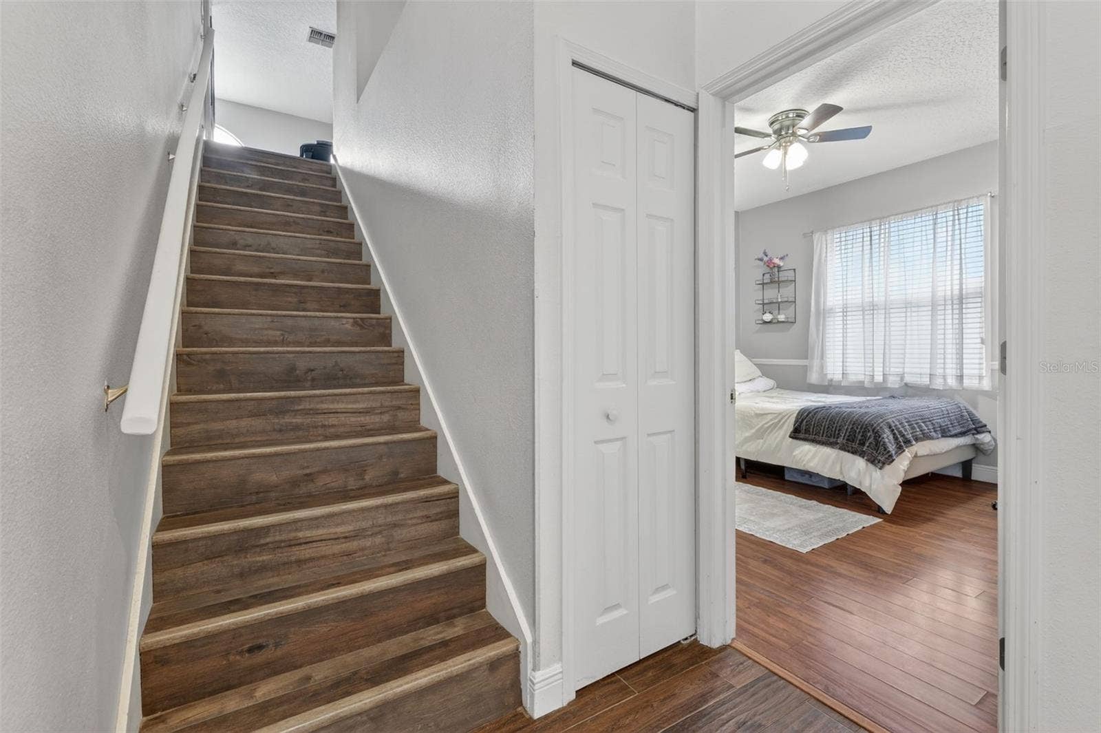 4552 LAKE CALABAY DRIVE, Orlando, FL 32837 4552 LAKE CALABAY DRIVE, Orlando, FL 32837