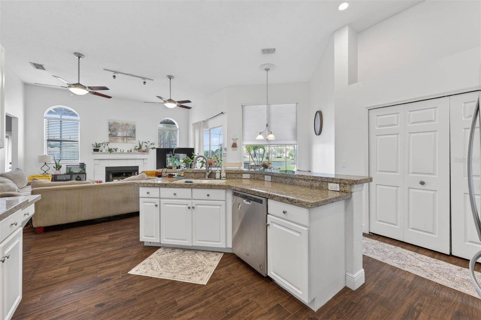 4552 LAKE CALABAY DRIVE, Orlando, FL 32837 4552 LAKE CALABAY DRIVE, Orlando, FL 32837