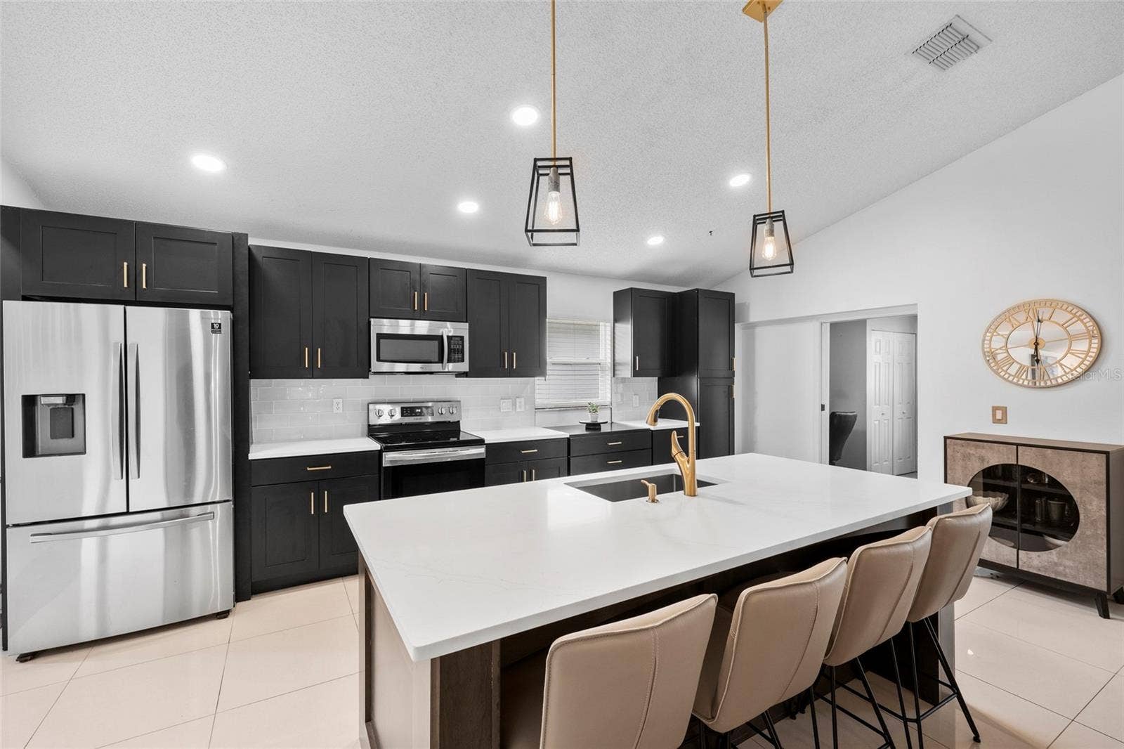 526 FITZWILLIAM WAY, Orlando, FL 32828 Kitchen