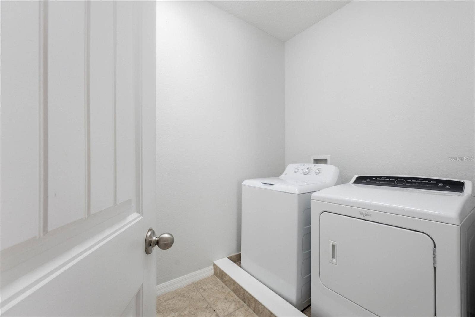 13786 SUMMER HARBOR COURT, Windermere, FL 34786 13786 SUMMER HARBOR COURT, Windermere, FL 34786
