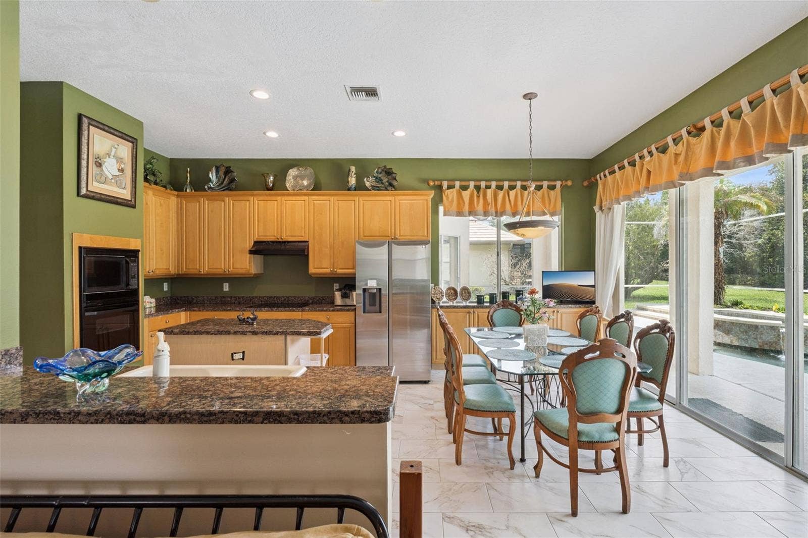 8814 PHILLIPS BAY DRIVE, Orlando, FL 32836 Kitchen/Breakfast Nook