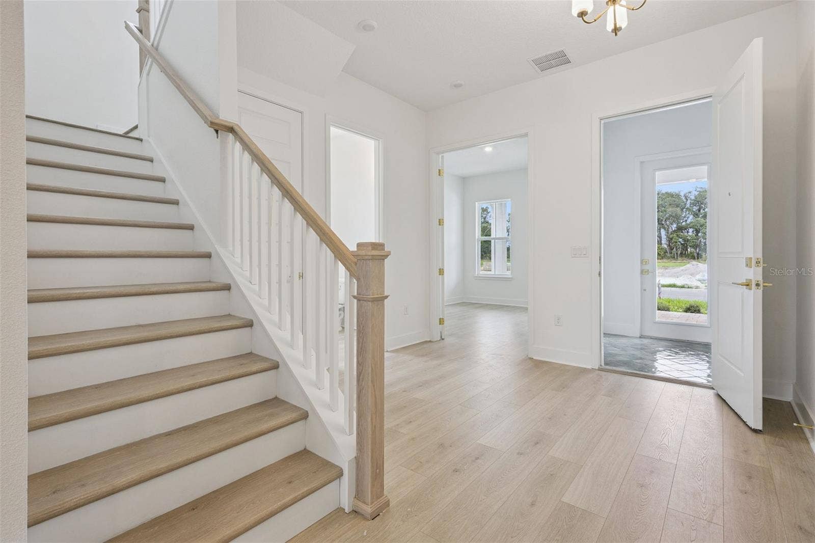 17434 HONEYBELL TANGELO COURT, Winter Garden, FL 34787 17434 HONEYBELL TANGELO COURT, Winter Garden, FL 34787