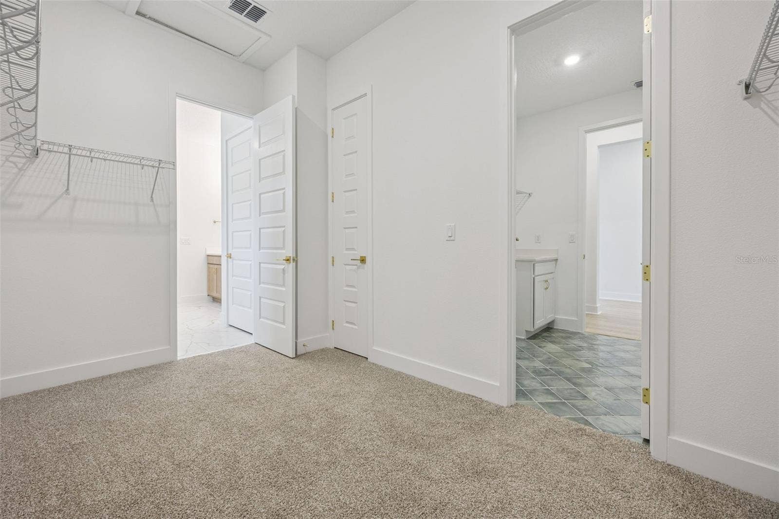 17434 HONEYBELL TANGELO COURT, Winter Garden, FL 34787 17434 HONEYBELL TANGELO COURT, Winter Garden, FL 34787