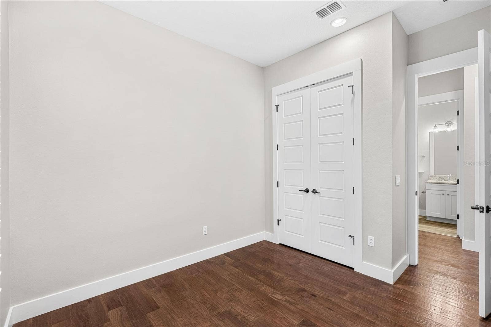 437 N CAPEN AVENUE, Winter Park, FL 32789 437 N CAPEN AVENUE, Winter Park, FL 32789