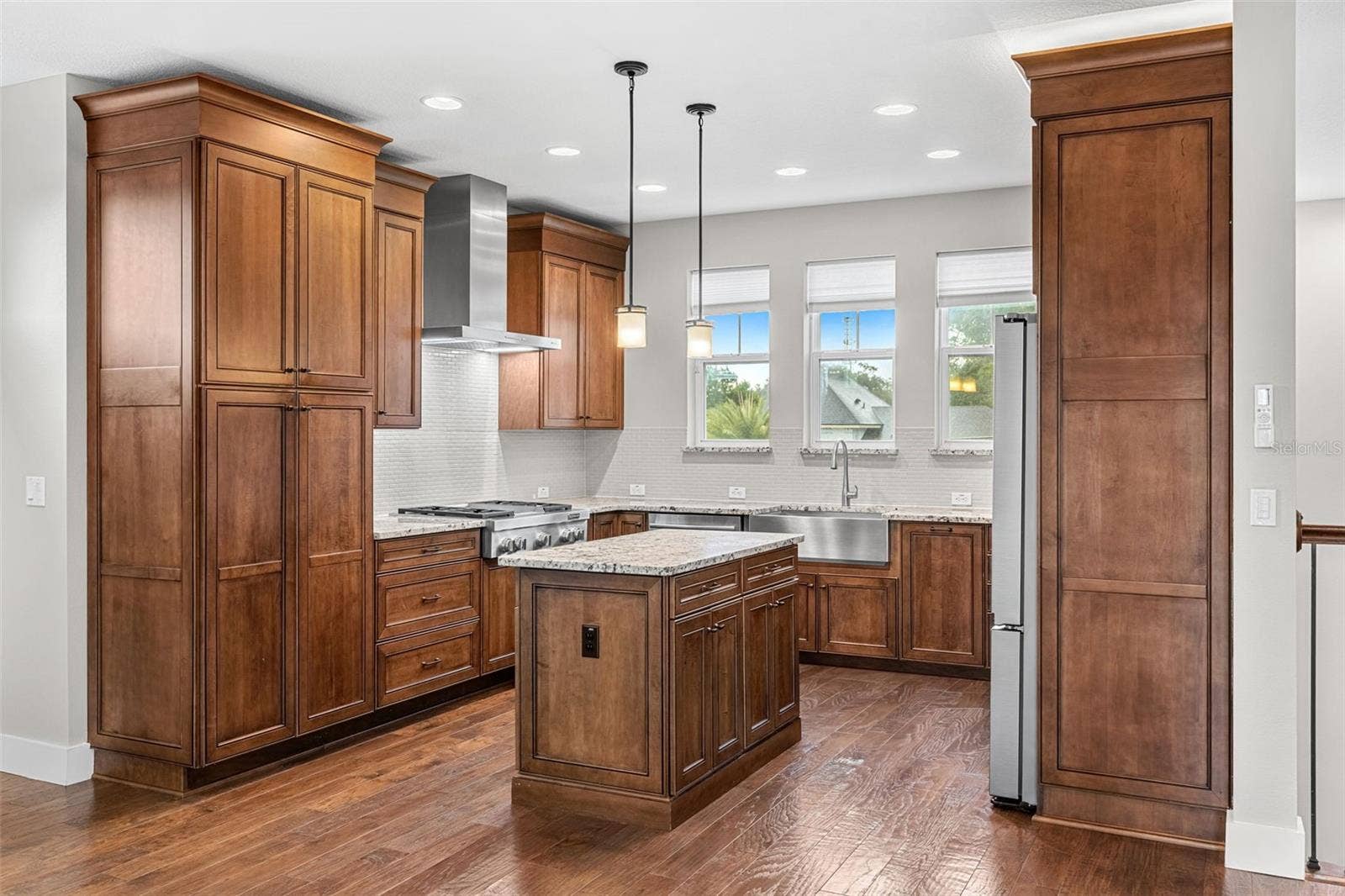 437 N CAPEN AVENUE, Winter Park, FL 32789 437 N CAPEN AVENUE, Winter Park, FL 32789
