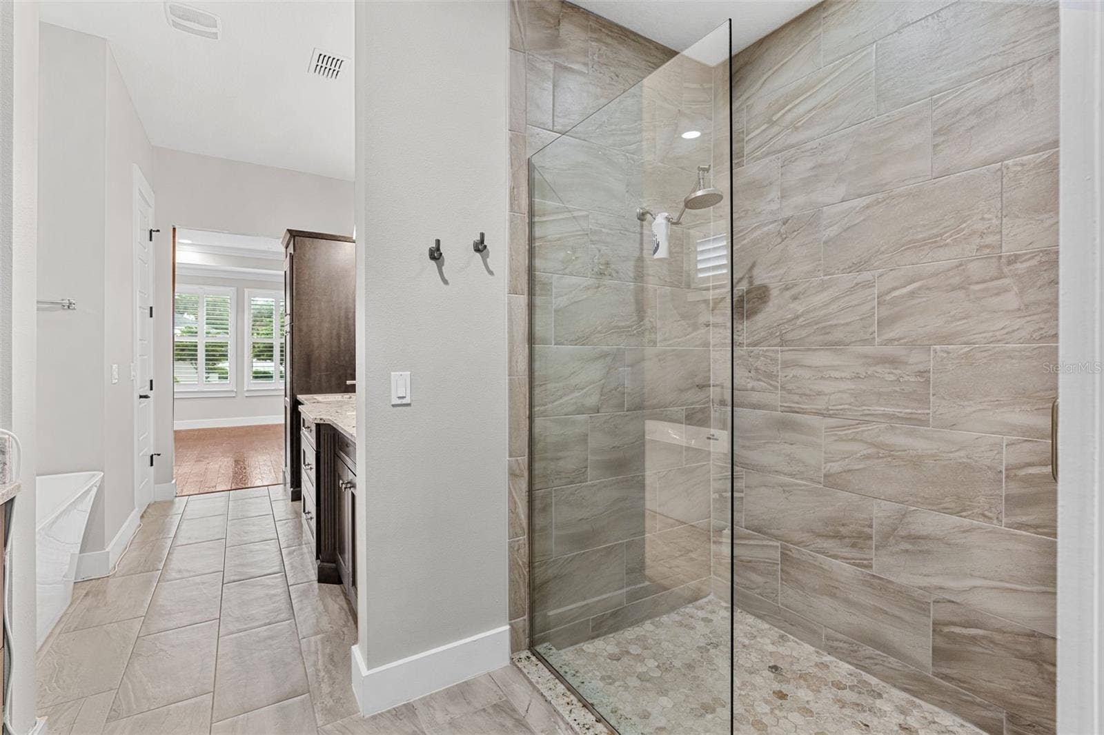 437 N CAPEN AVENUE, Winter Park, FL 32789 437 N CAPEN AVENUE, Winter Park, FL 32789