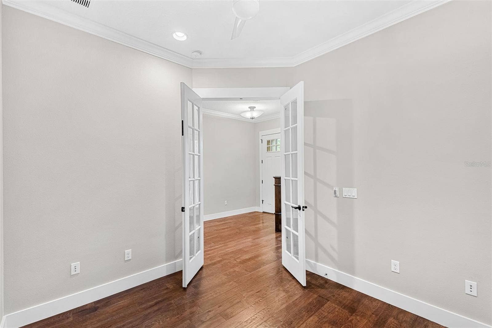 437 N CAPEN AVENUE, Winter Park, FL 32789 437 N CAPEN AVENUE, Winter Park, FL 32789