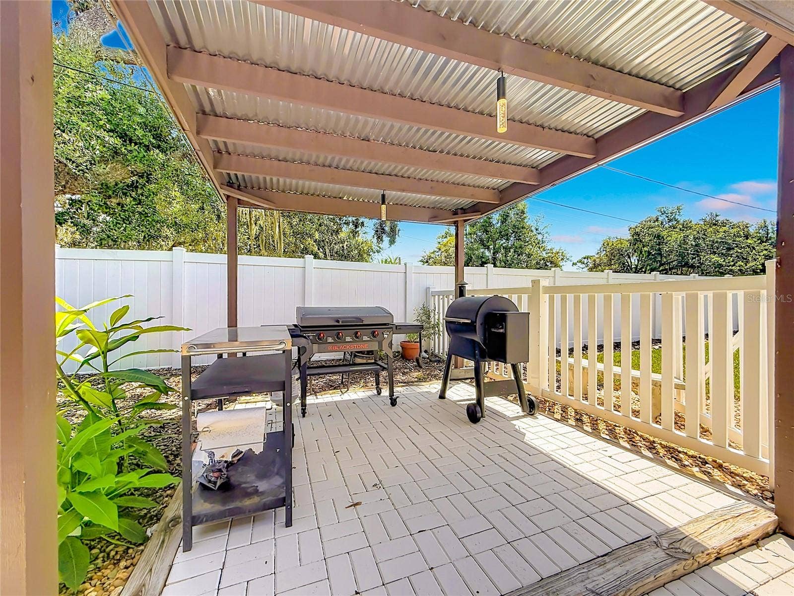 4627 CANARY STREET, Orlando, FL 32812 4627 CANARY STREET, Orlando, FL 32812