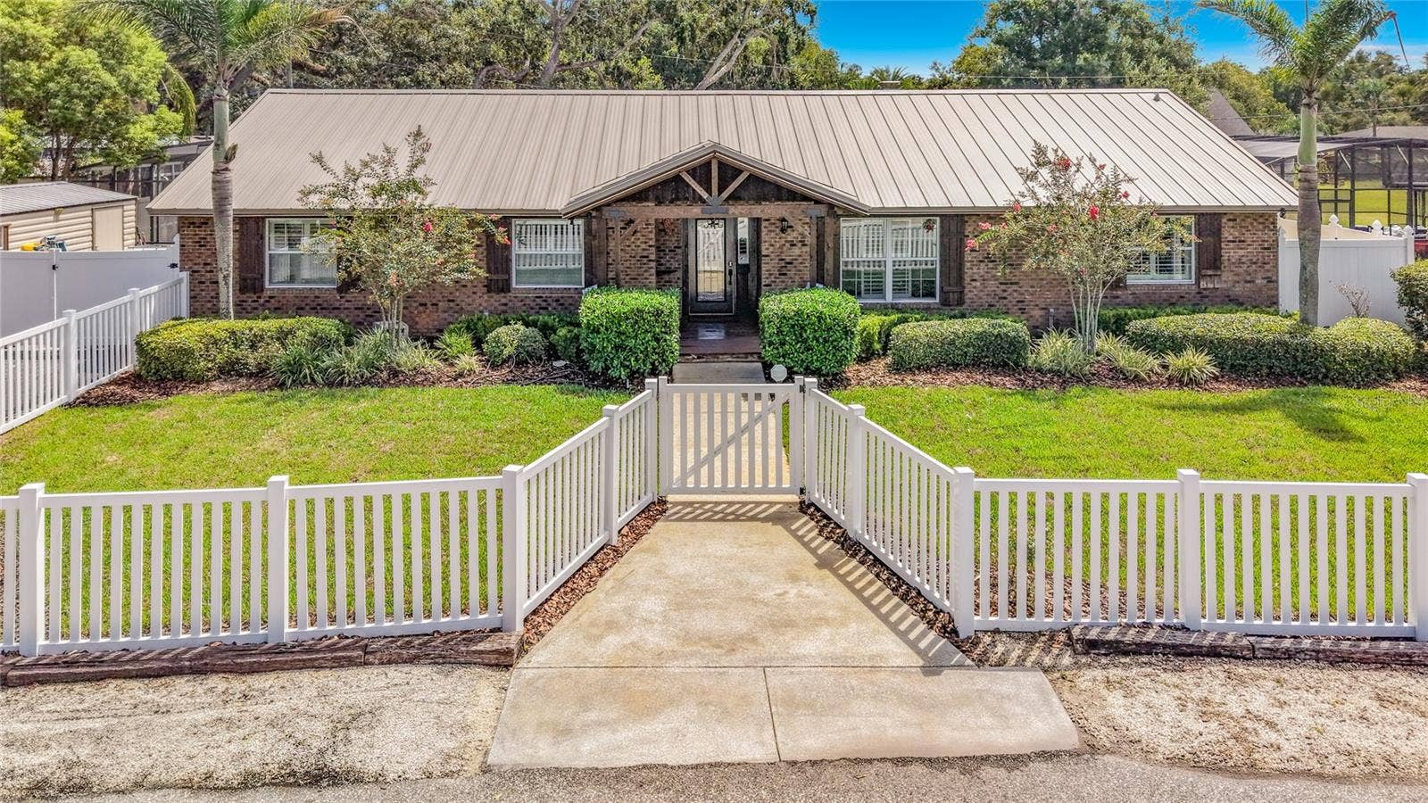 4627 CANARY STREET, Orlando, FL 32812 4627 CANARY STREET, Orlando, FL 32812