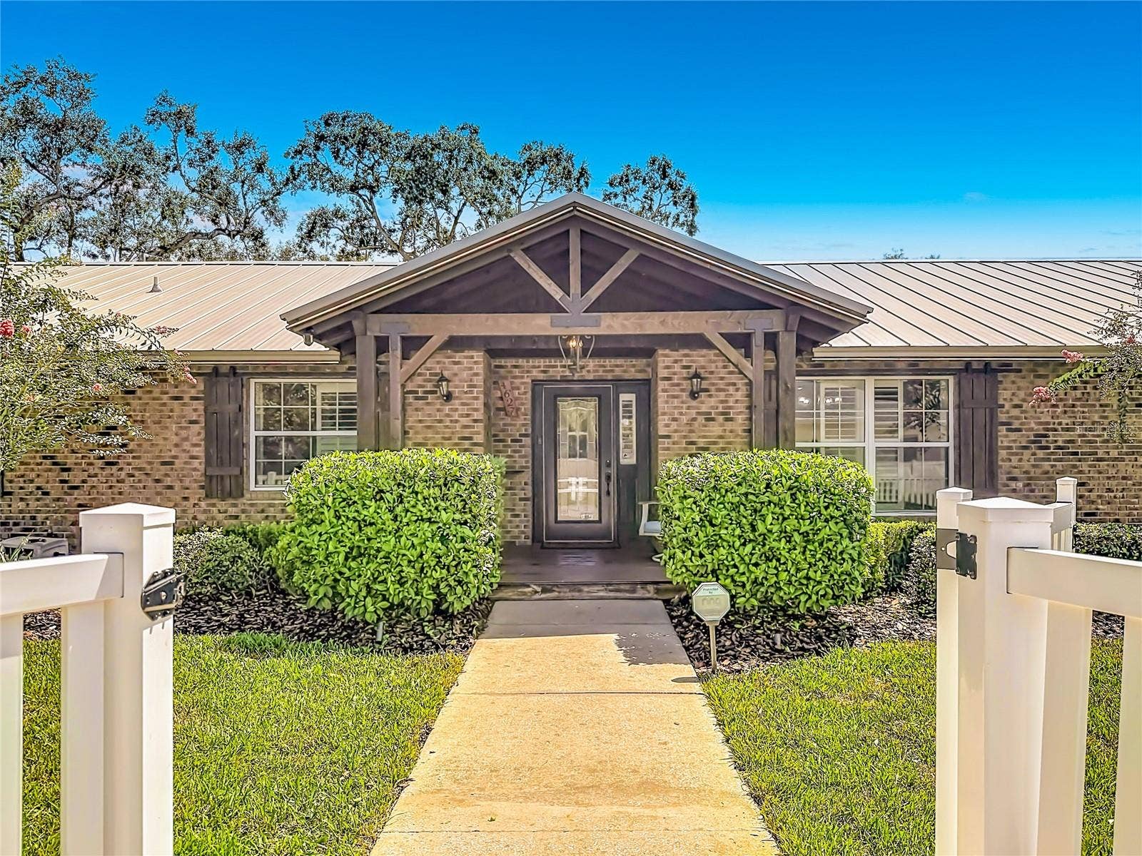 4627 CANARY STREET, Orlando, FL 32812 4627 CANARY STREET, Orlando, FL 32812