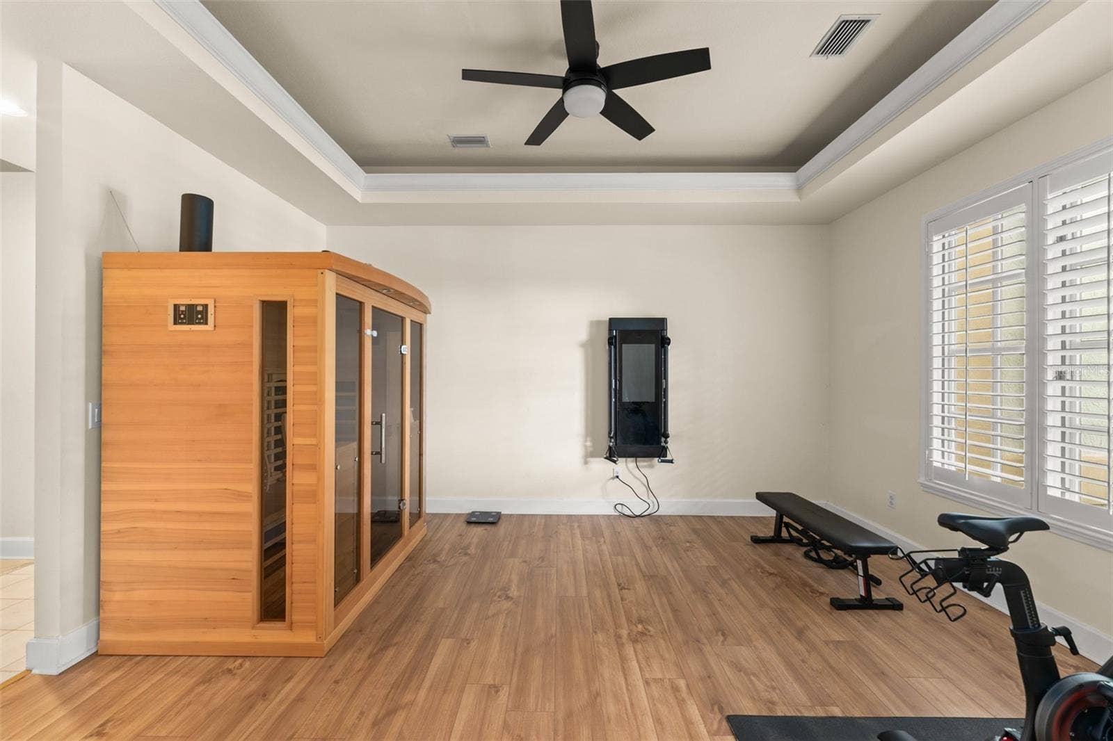 5073 LATROBE DR, Windermere, FL 34786 5073 LATROBE DR, Windermere, FL 34786