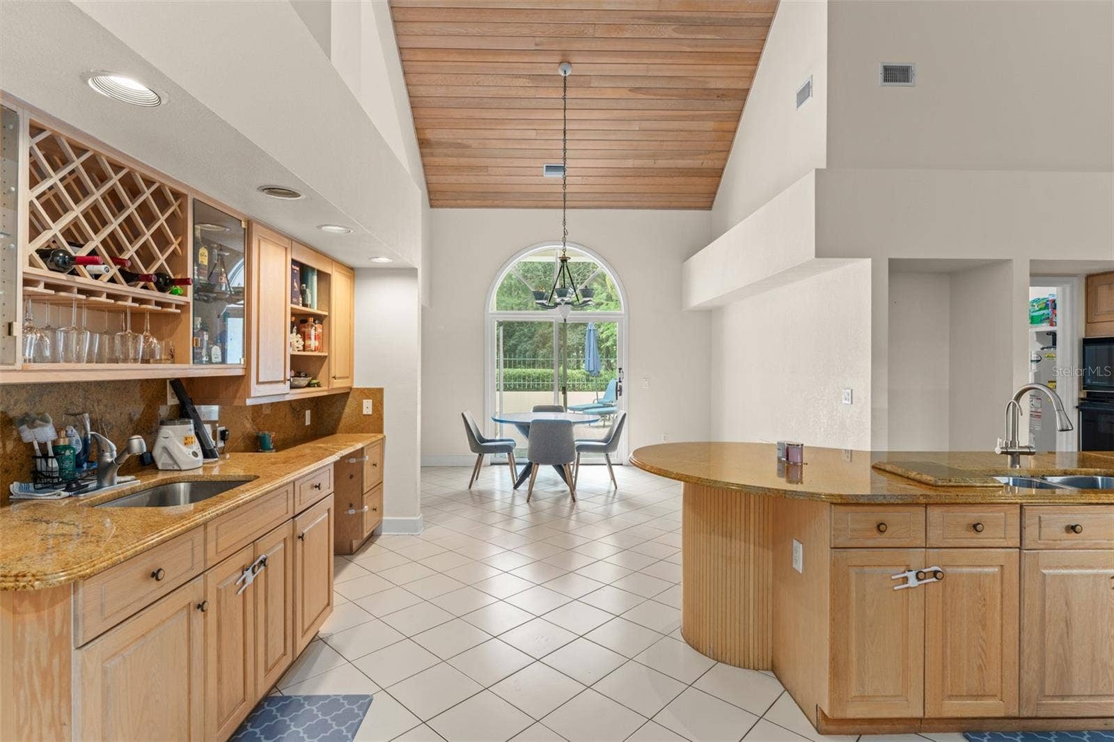 5073 LATROBE DR, Windermere, FL 34786 5073 LATROBE DR, Windermere, FL 34786