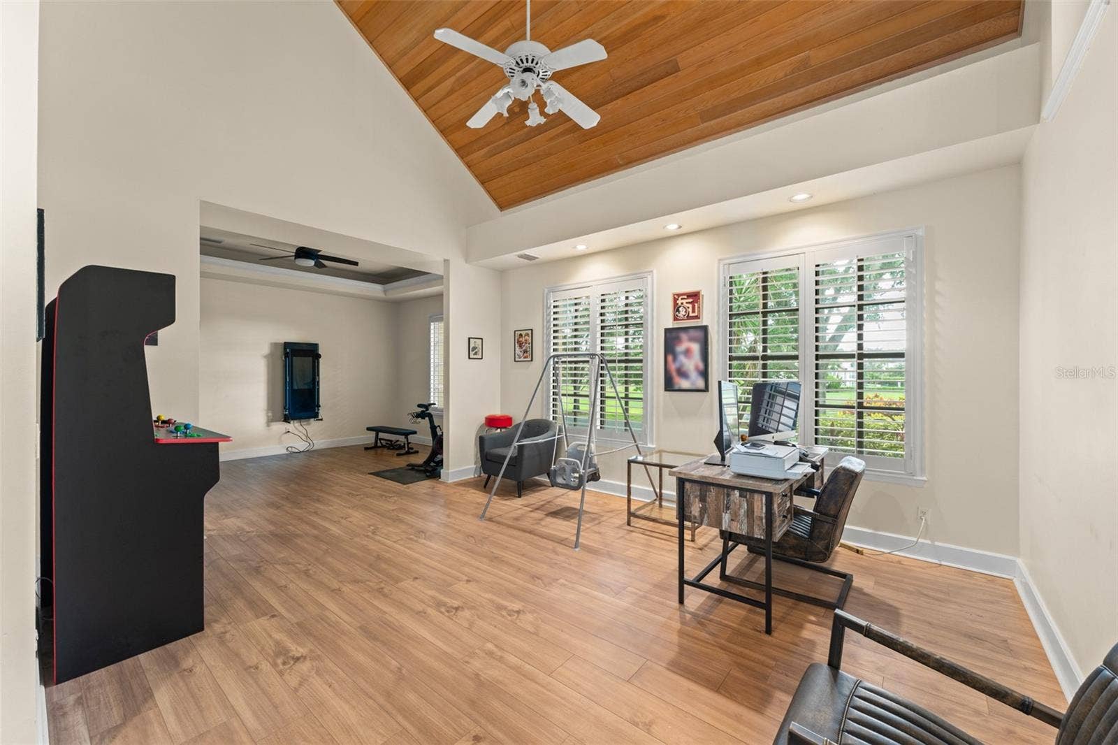 5073 LATROBE DR, Windermere, FL 34786 5073 LATROBE DR, Windermere, FL 34786
