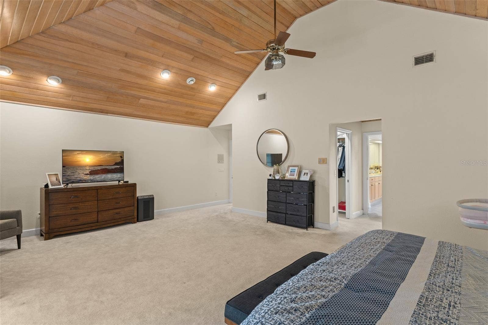 5073 LATROBE DR, Windermere, FL 34786 5073 LATROBE DR, Windermere, FL 34786