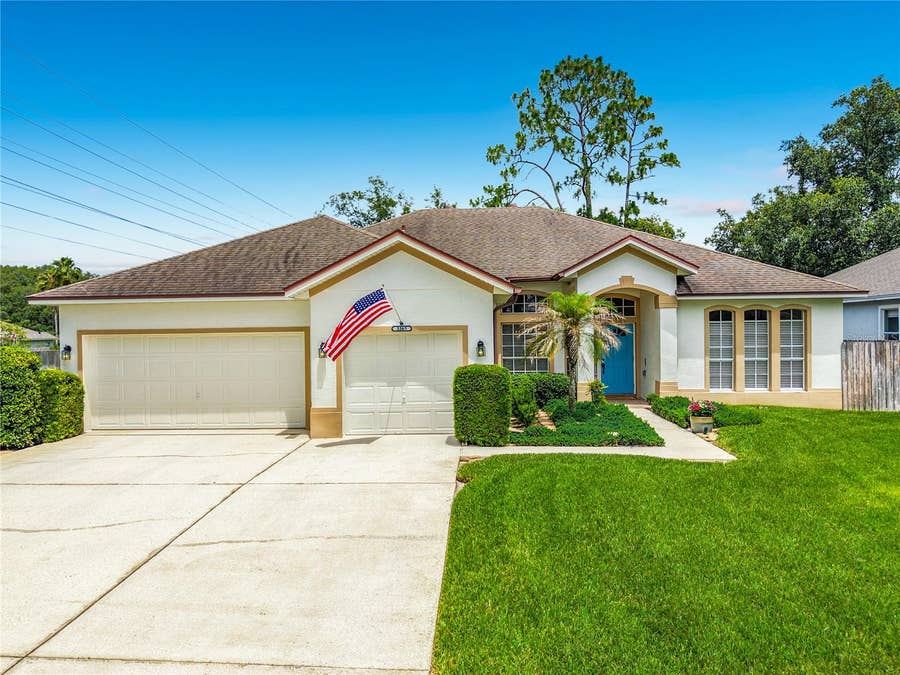 Property photo for 3365 STERLING LAKE CIRCLE, Oviedo, FL