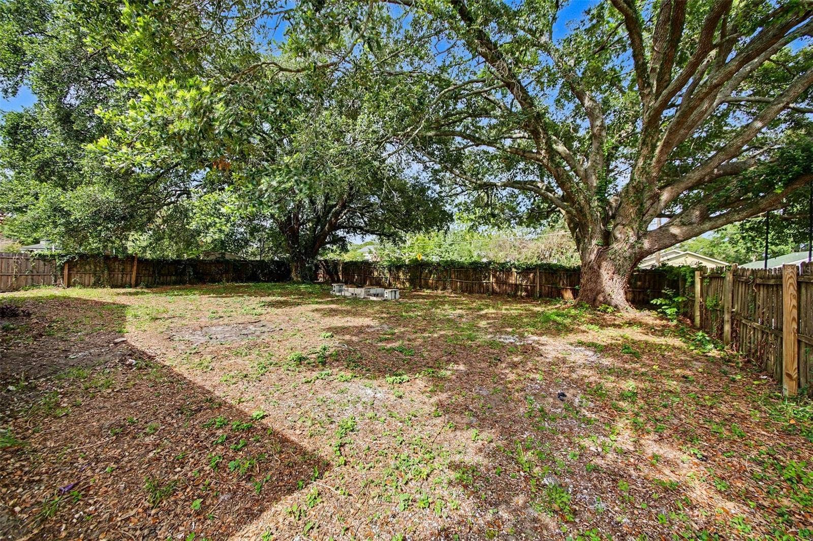 2008 HOUNDSLAKE DRIVE, Winter Park, FL 32792 2008 HOUNDSLAKE DRIVE, Winter Park, FL 32792