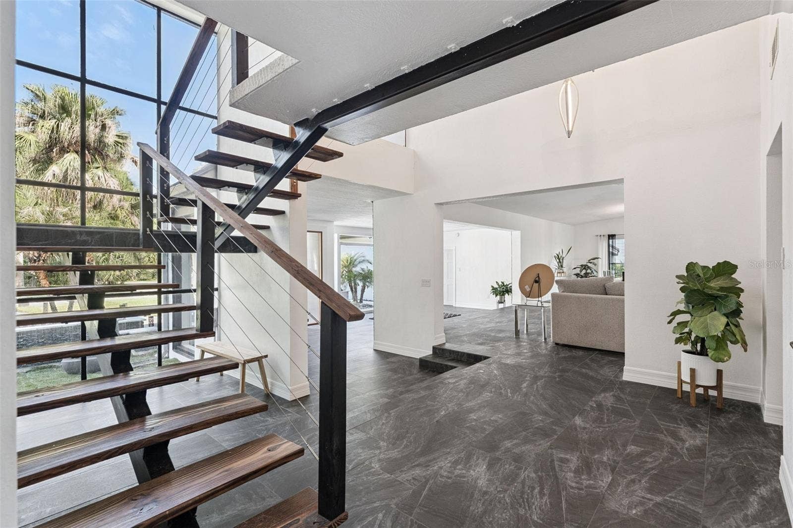 5583 JESSAMINE LANE, Orlando, FL 32839 Stair case