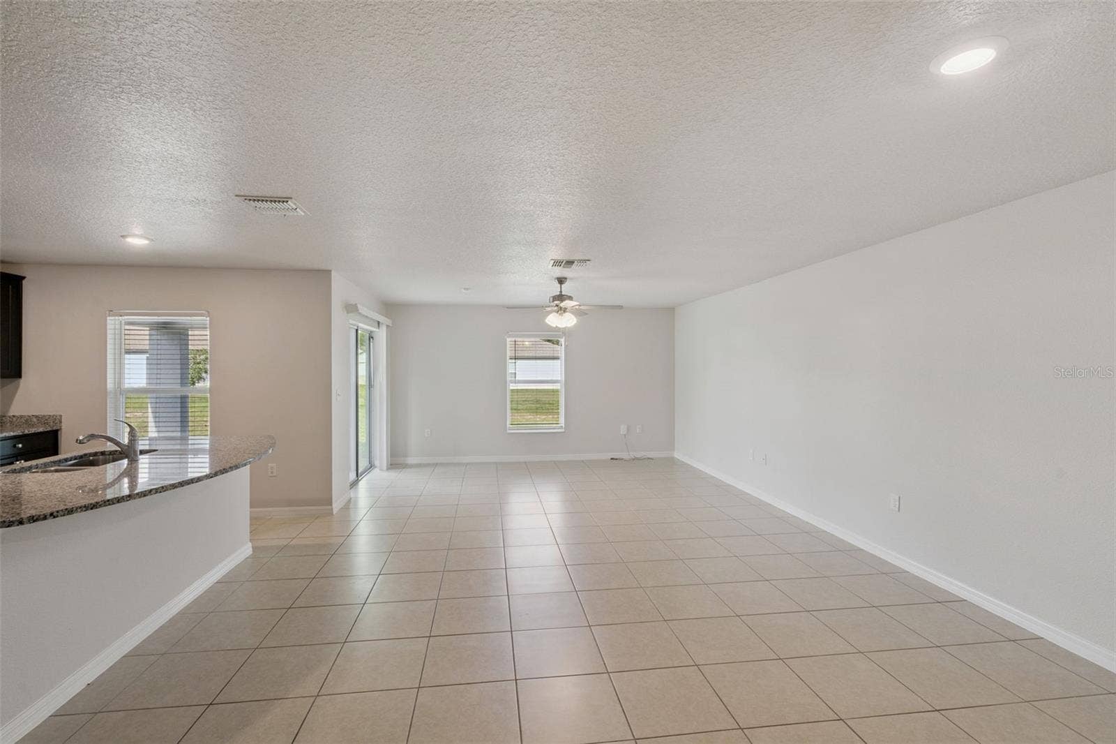 1350 BRENWAY DRIVE, Mascotte, FL 34753