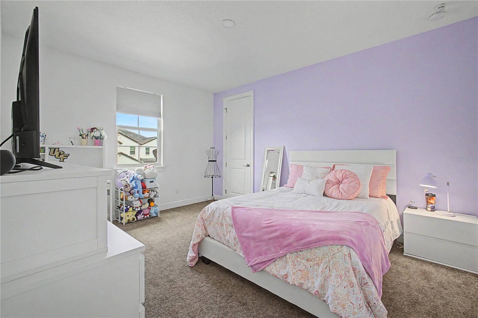 11768 HAMPSTEAD STREET, Windermere, FL 34786 bedroom with walk-in closet