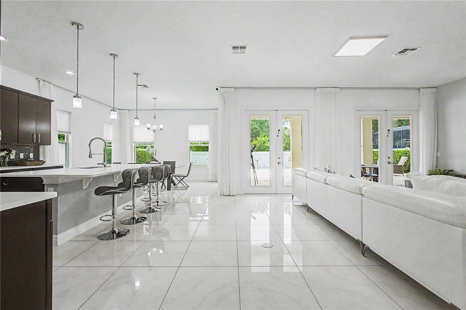 11768 HAMPSTEAD STREET, Windermere, FL 34786 11768 HAMPSTEAD STREET, Windermere, FL 34786