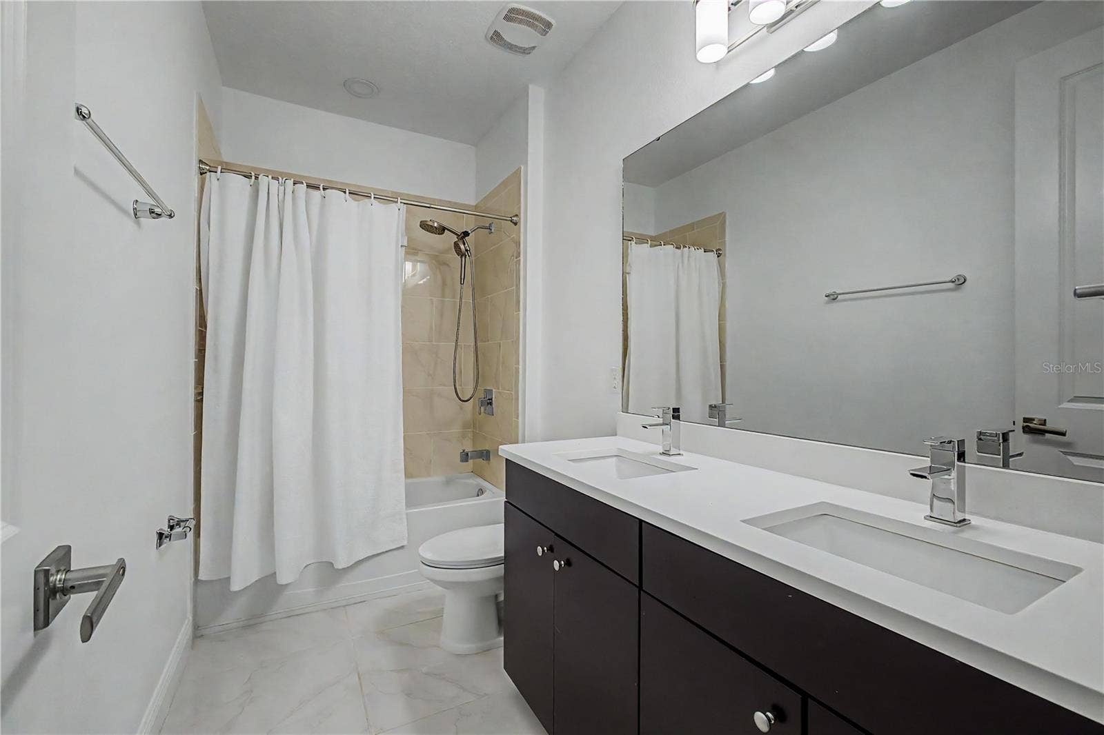11768 HAMPSTEAD STREET, Windermere, FL 34786 11768 HAMPSTEAD STREET, Windermere, FL 34786