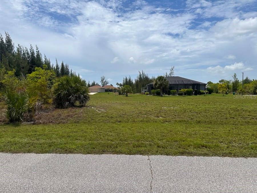 Property photo for 9243 LINGLE STREET, Port Charlotte, FL