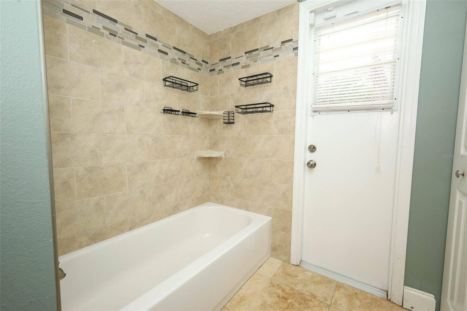 2nd full bathroom / pool bathroom.