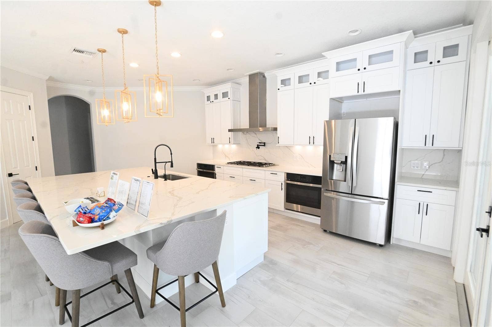 6119 FOXFIELD COURT, Windermere, FL 34786 6119 FOXFIELD COURT, Windermere, FL 34786