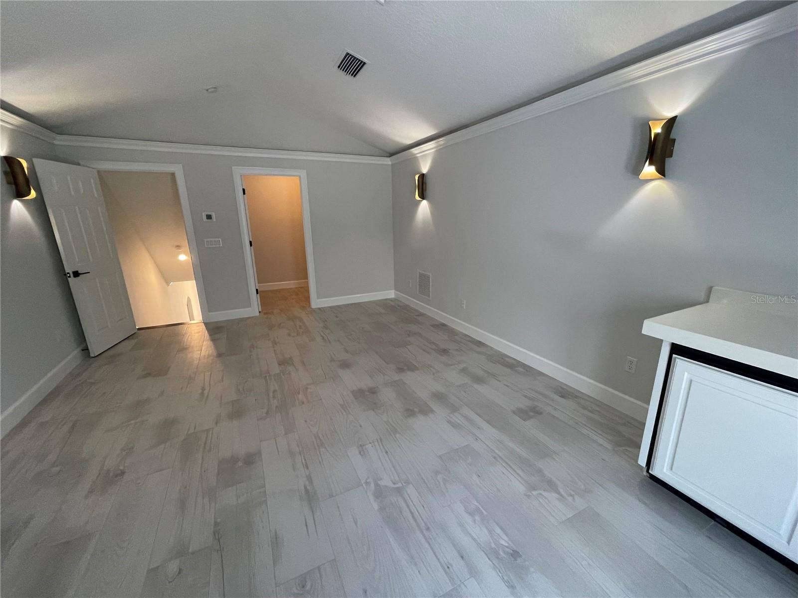 6119 FOXFIELD COURT, Windermere, FL 34786 6119 FOXFIELD COURT, Windermere, FL 34786