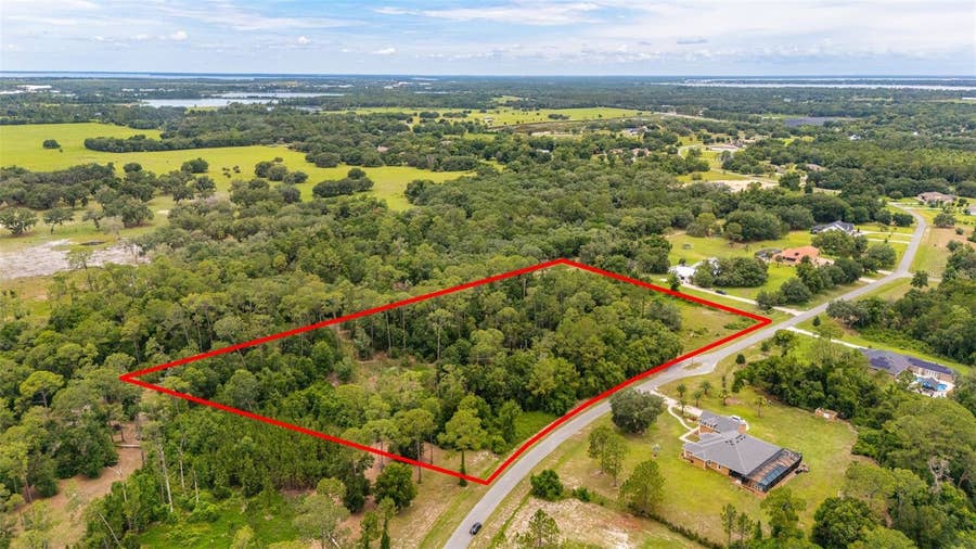 Property photo for 27037 GRAND OAK LANE, Tavares, FL