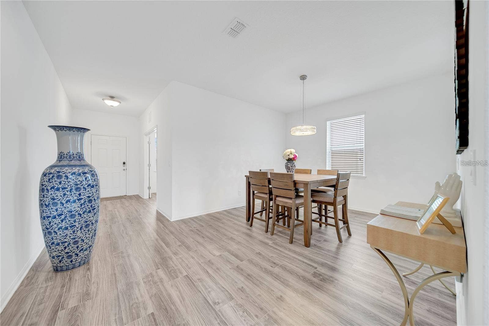6460 MAKRUT LIME DRIVE, Winter Garden, FL 34787 6460 MAKRUT LIME DRIVE, Winter Garden, FL 34787