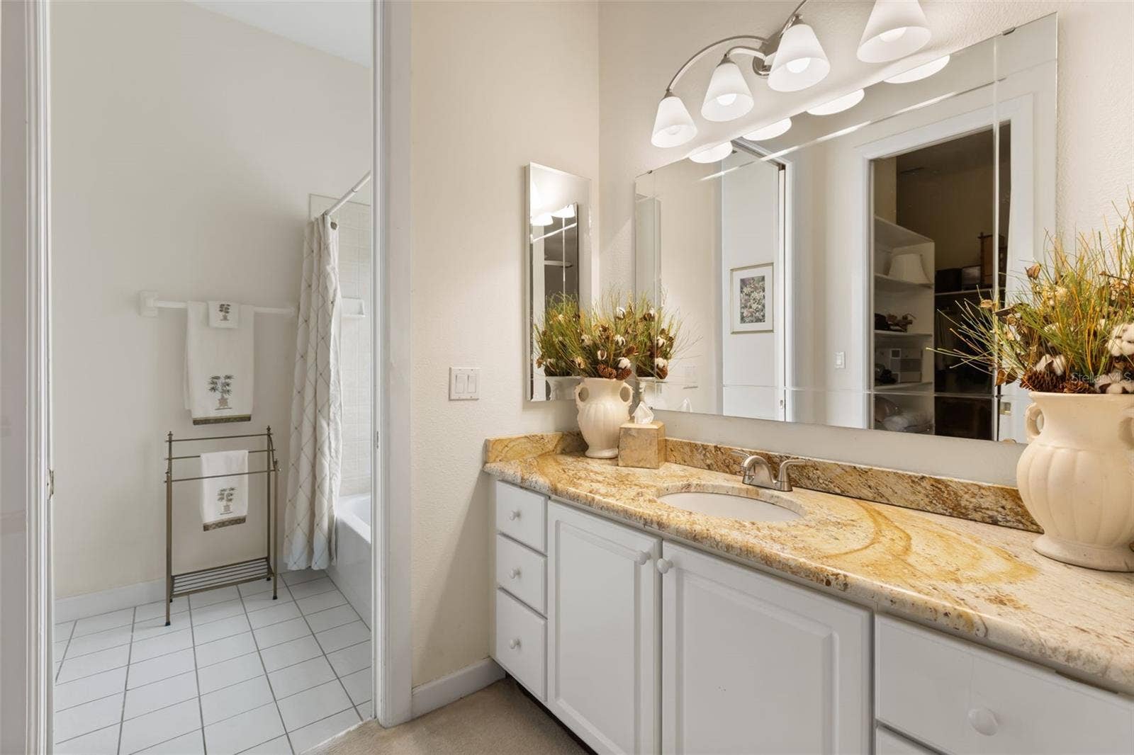 1521 EDGEWATER DRIVE, Mount Dora, FL 32757 1521 EDGEWATER DRIVE, Mount Dora, FL 32757