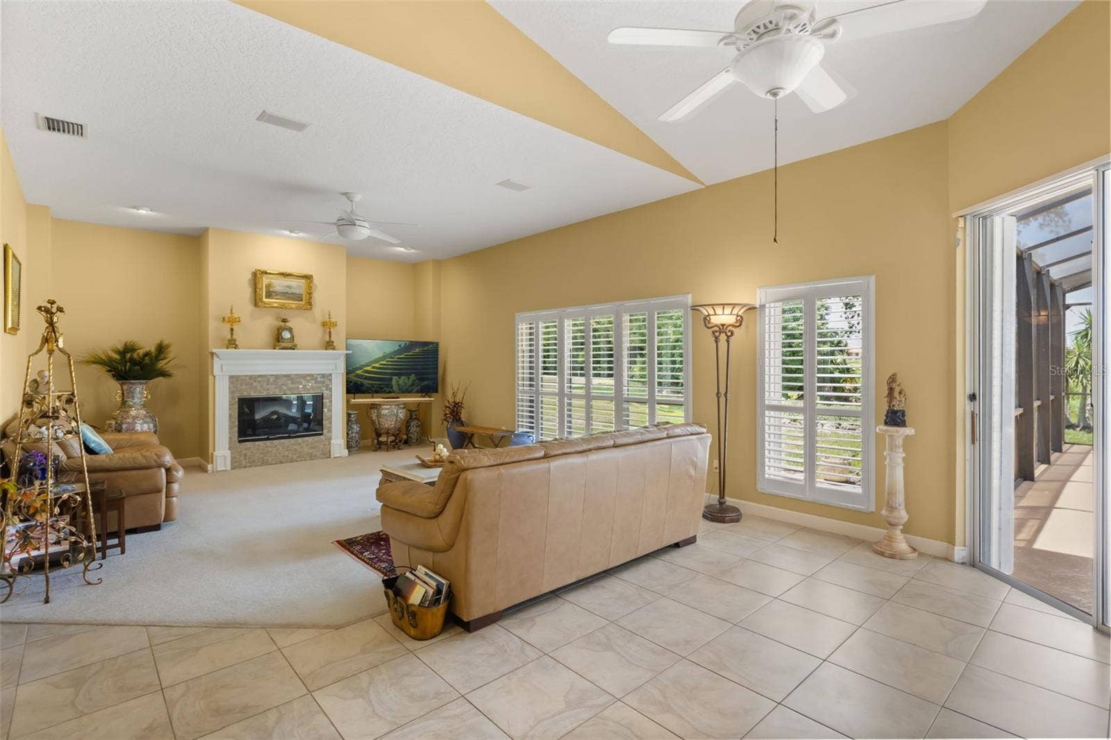 1521 EDGEWATER DRIVE, Mount Dora, FL 32757 1521 EDGEWATER DRIVE, Mount Dora, FL 32757