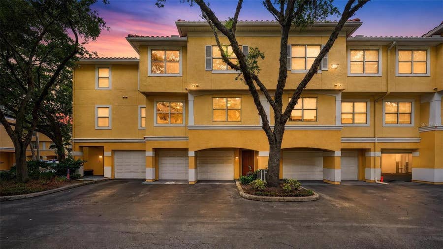 Property photo for 2847 SHADOW VIEW CIRCLE, #2847, Maitland, FL