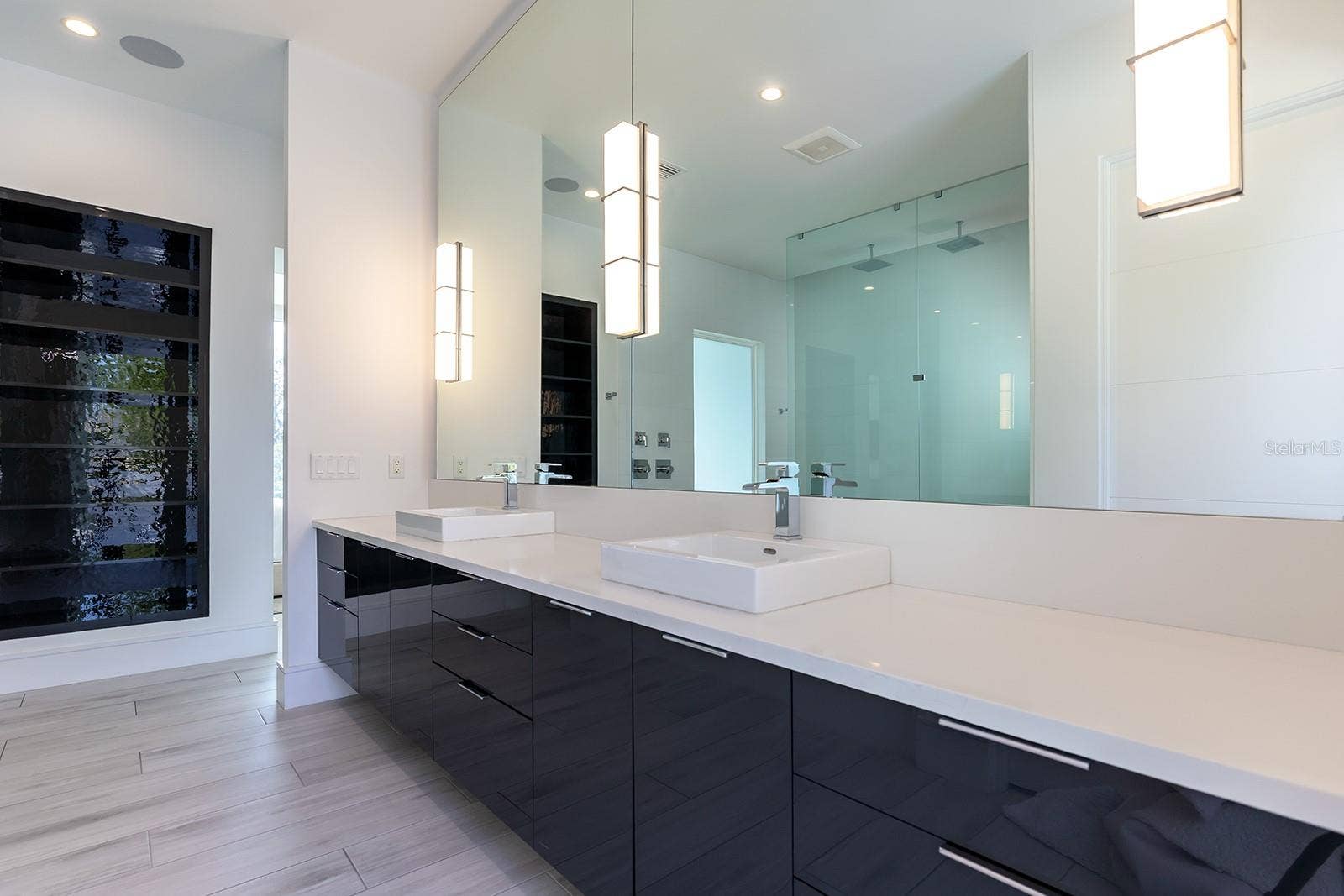 231 CHELTON CIRCLE, Winter Park, FL 32789 Primary Suite Upstairs - Bathroom