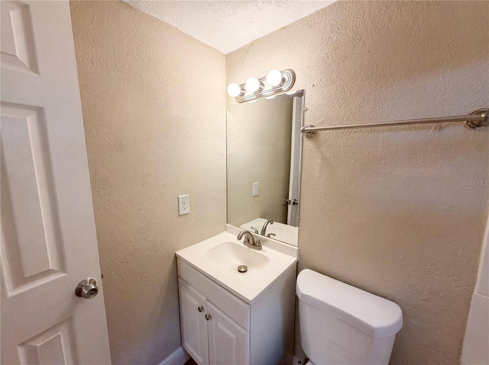 1506 W 16TH STREET, Sanford, FL 32771 1506 W 16TH STREET, Sanford, FL 32771