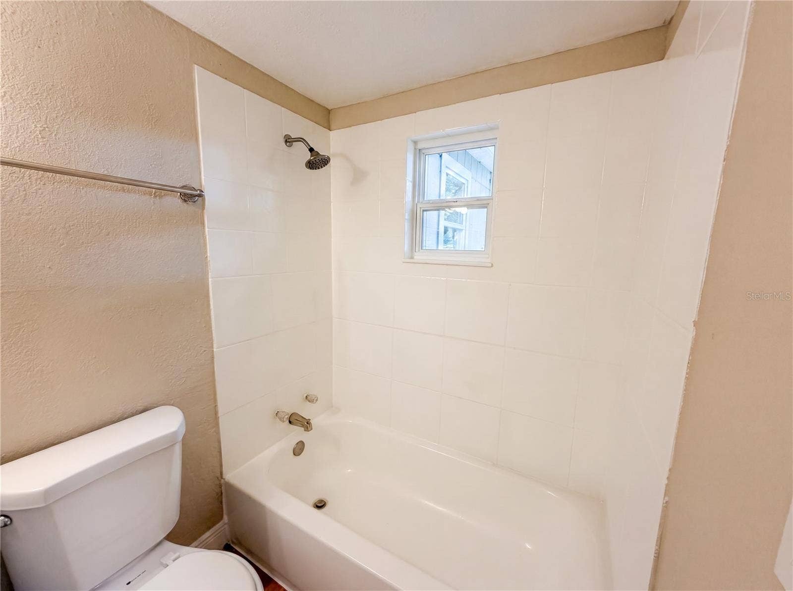 1506 W 16TH STREET, Sanford, FL 32771 1506 W 16TH STREET, Sanford, FL 32771