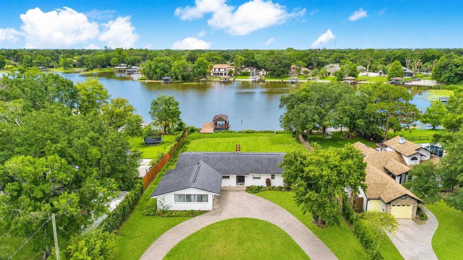 5725 PADGETT CIRCLE, Orlando, FL 32839 5725 PADGETT CIRCLE, Orlando, FL 32839