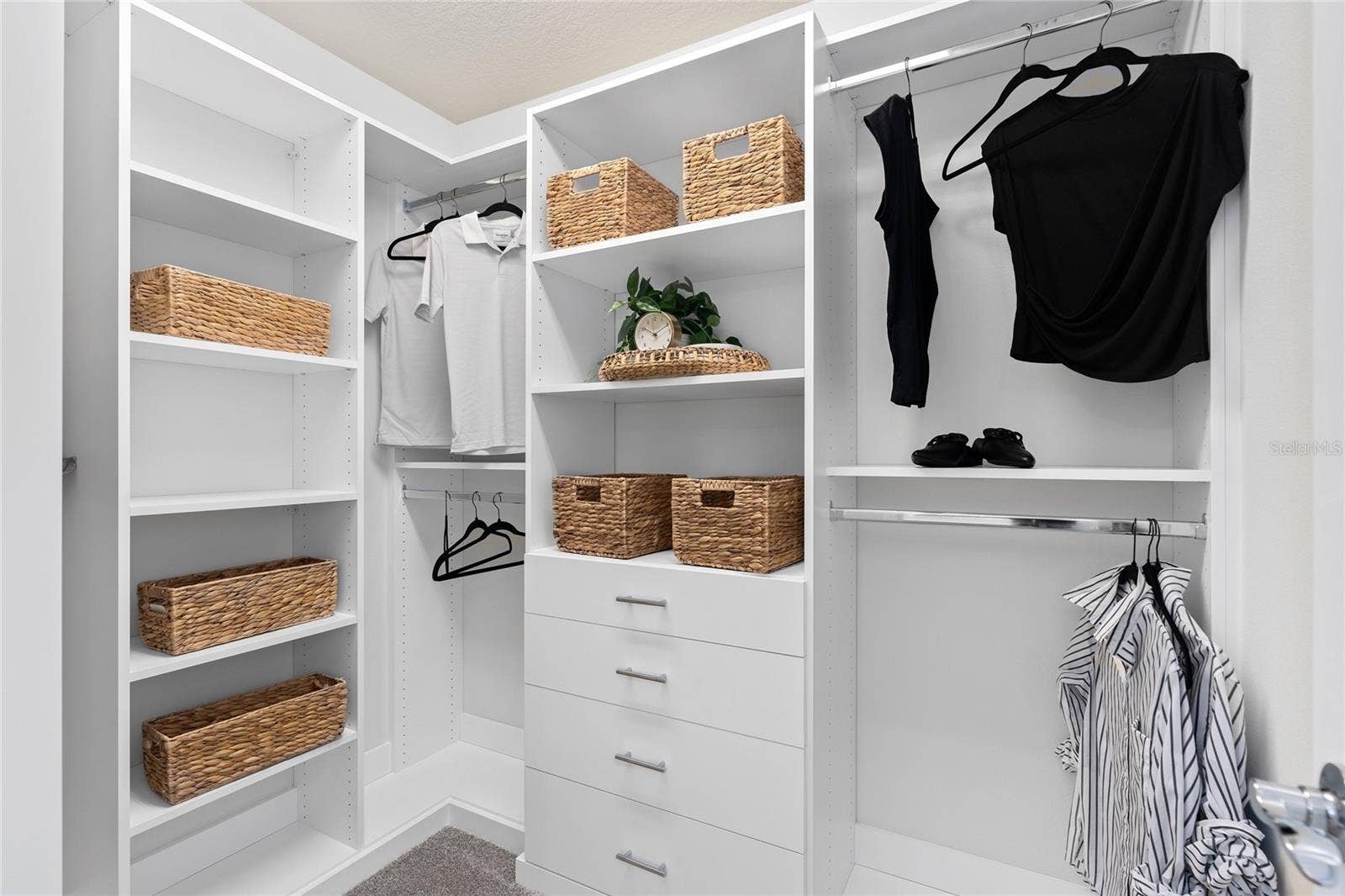 Model Home Design Only. Pictures and furnishings are for illustrative purposes only. Elevations, colors and options may vary. Furniture is for model home staging only.
