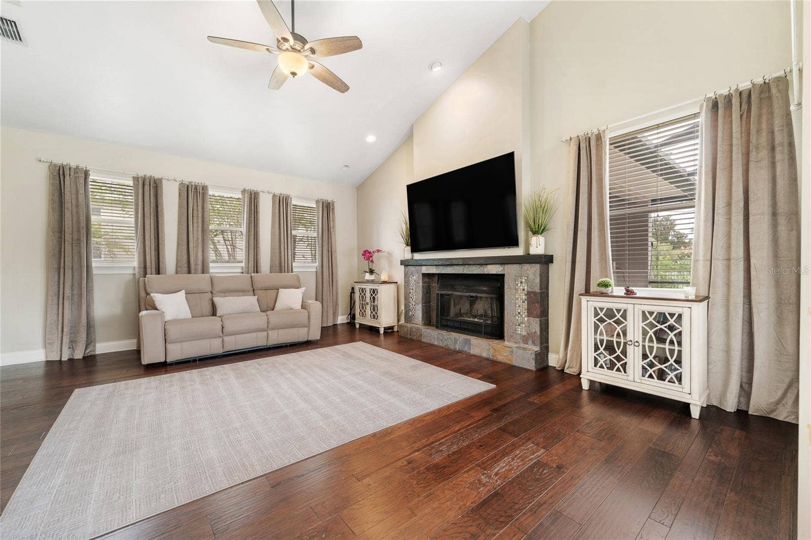 8612 OLDBRIDGE LANE, Orlando, FL 32819 8612 OLDBRIDGE LANE, Orlando, FL 32819